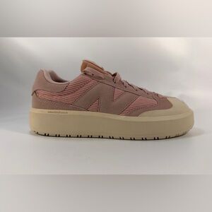 New Balance 302 Size 9 Unisex